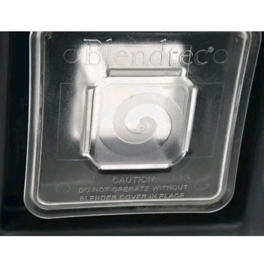 Blendtec Hard Lid with Clear Center Cap Insert Replacement Square Blender Top